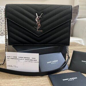YVES SAINT LAURENT authentic brand new ENVELOPE CHAIN WALLET/WALLET ON CHAIN